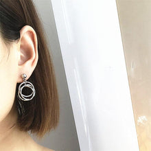 Load image into Gallery viewer, Three Rings Earrings